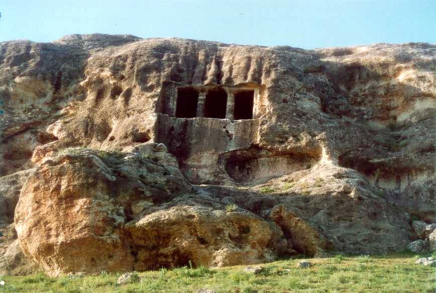 ئێران وڵاتی کوردەکانە و کوردیش ئیمپراتۆریەتێکی گەورەی ناوچەکە بووە